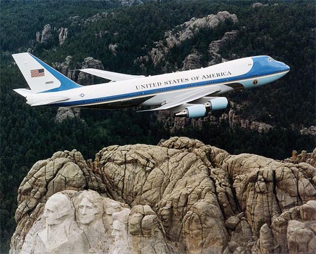 mt-rushmore-airforceone.jpg
